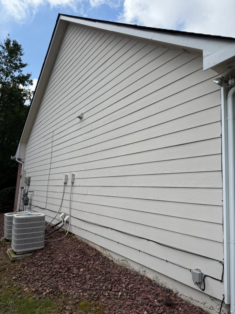 House Soft Washing in Lawrenceville Ga